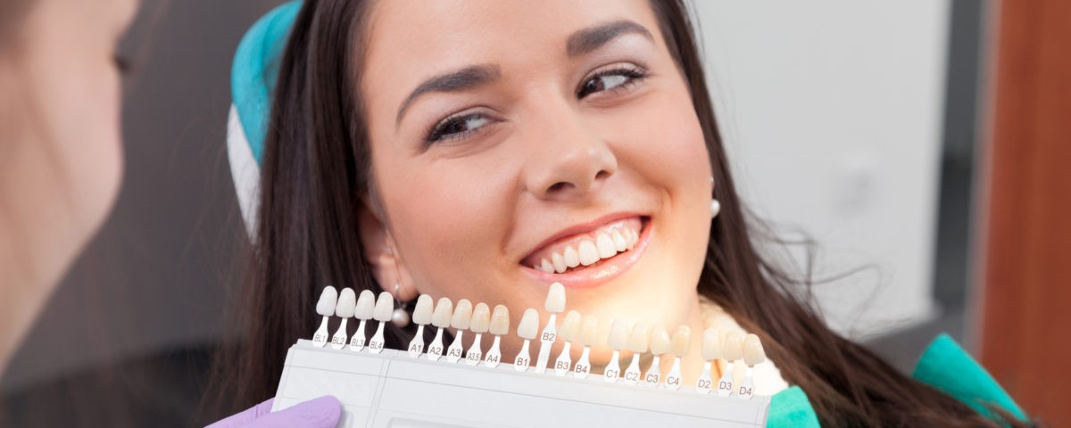 How Family & Cosmetic Dentistry Services Work Together to Improve Confidence