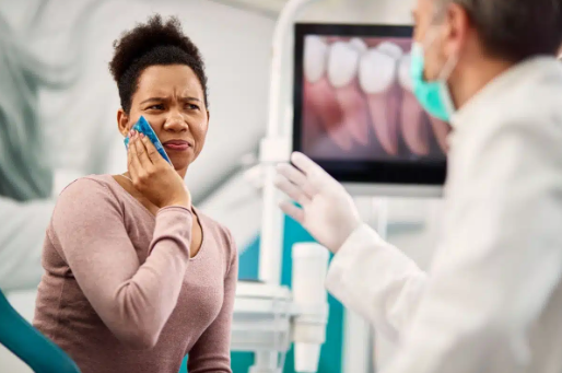 Emergency Dentist: When to Call and What to Expect Fast